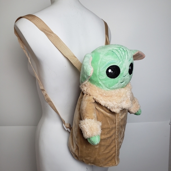 Mandalorian grogu backpack star wars main image 6